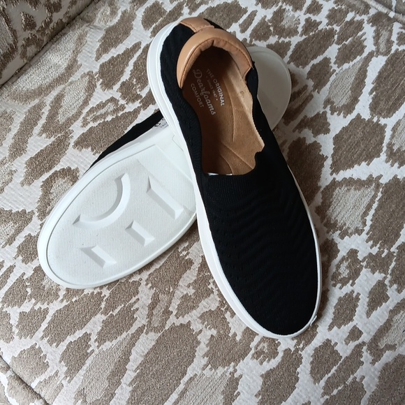 Black Dearfoam Comfort Slip-On Sneakers Sz 9 - Picture 4 of 4